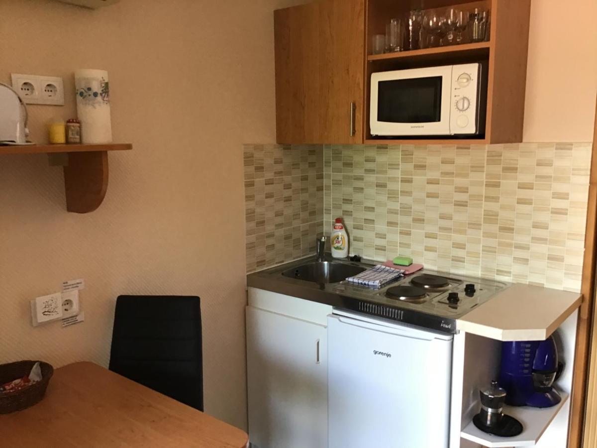 Dravecz Apartman Балатонлелле Экстерьер фото
